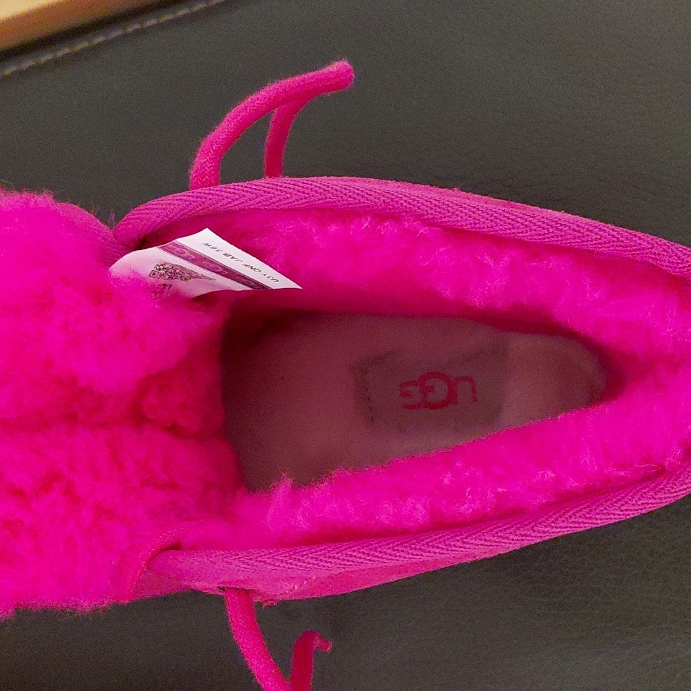 UGG Fuchsia Ankle Boots - Picture 6 of 8